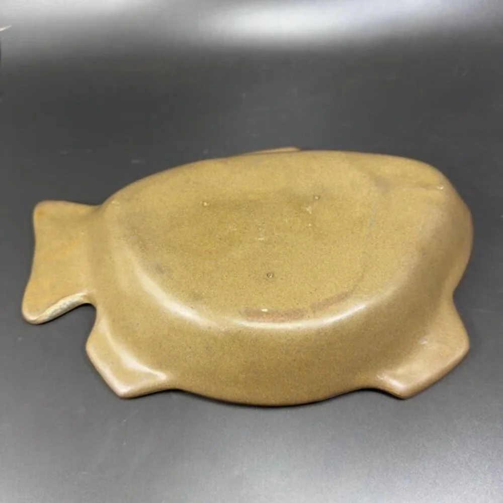 Vintage Hand Made Pottery Fish Shaped‎ Dish Bowl Container USA Pottery Stoneware
